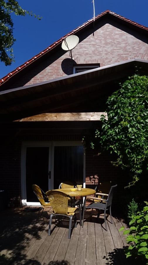 Ferienhaus Im Urigen Garten Bzw Eulenhaus Zingst Exterior foto