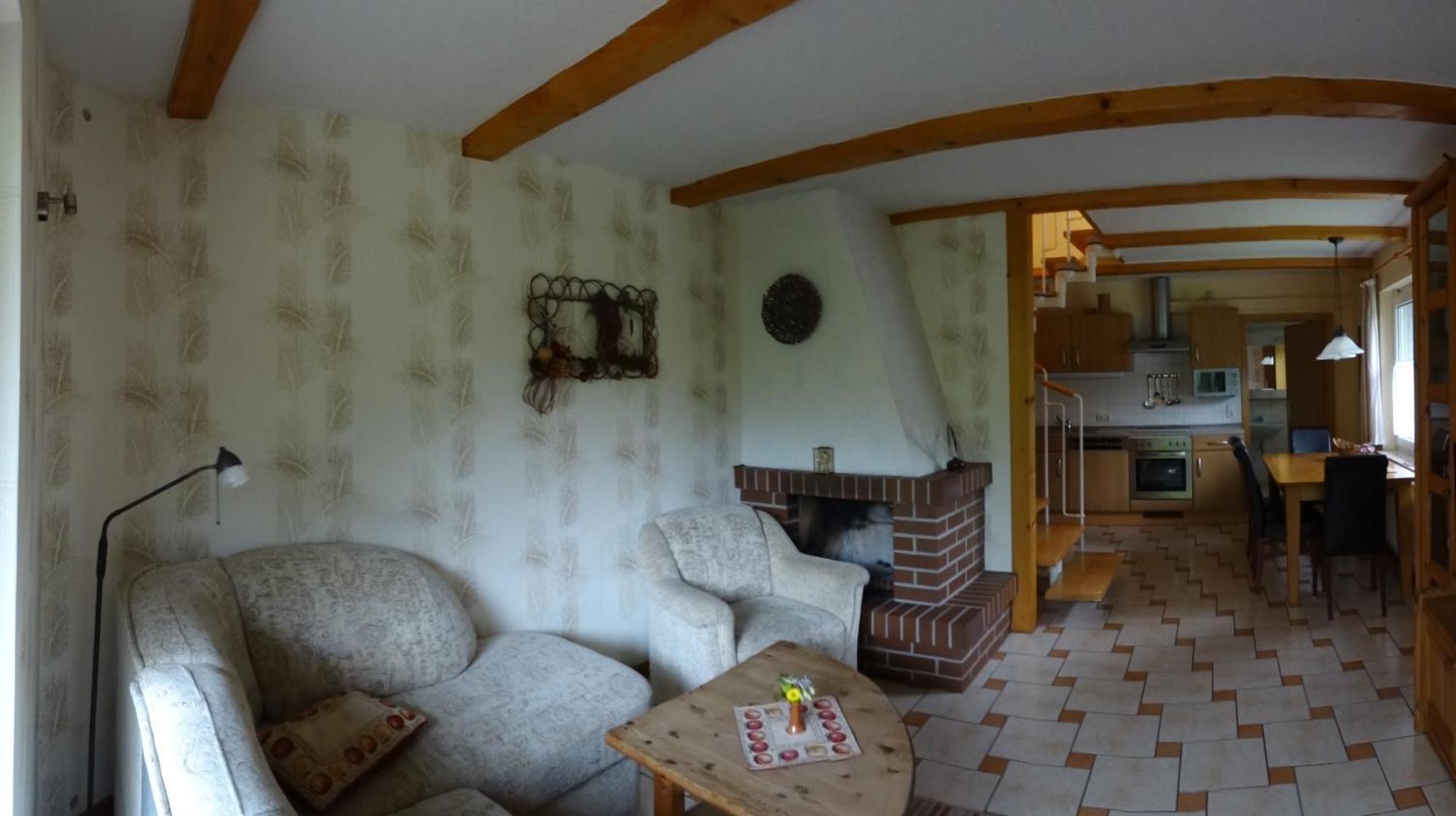 Ferienhaus Im Urigen Garten Bzw Eulenhaus Zingst Exterior foto